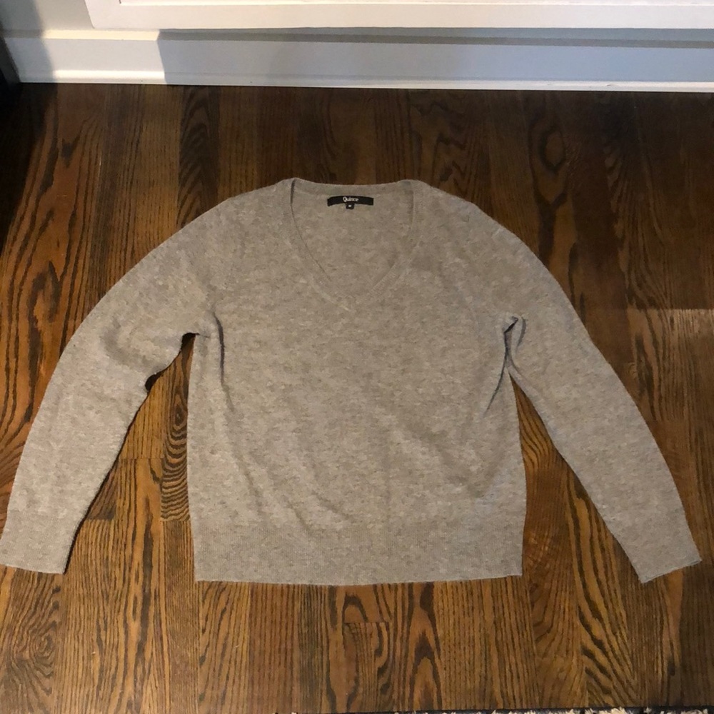 Worn 3 times - 100% cashmere light weight v-neck sweater